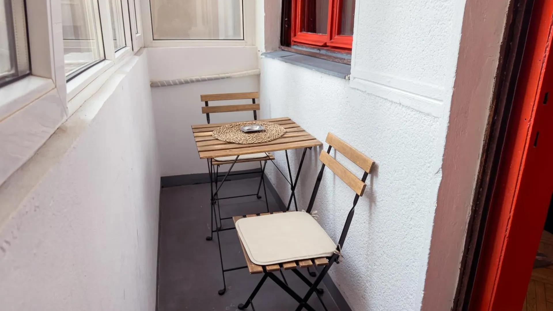 Central Retreat Apartments Old Town Bucarest 0*,  Roumanie